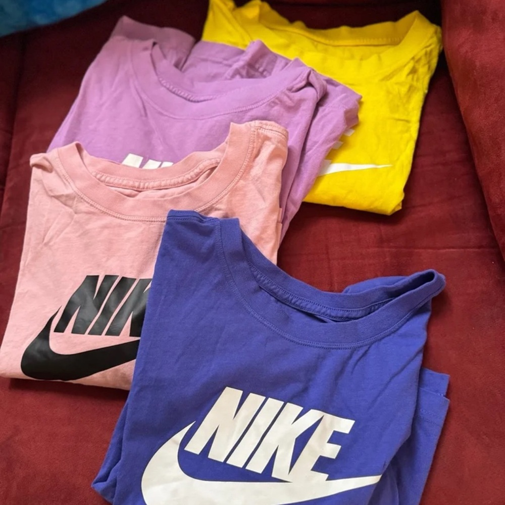 Nike Cropped T-Shirt set